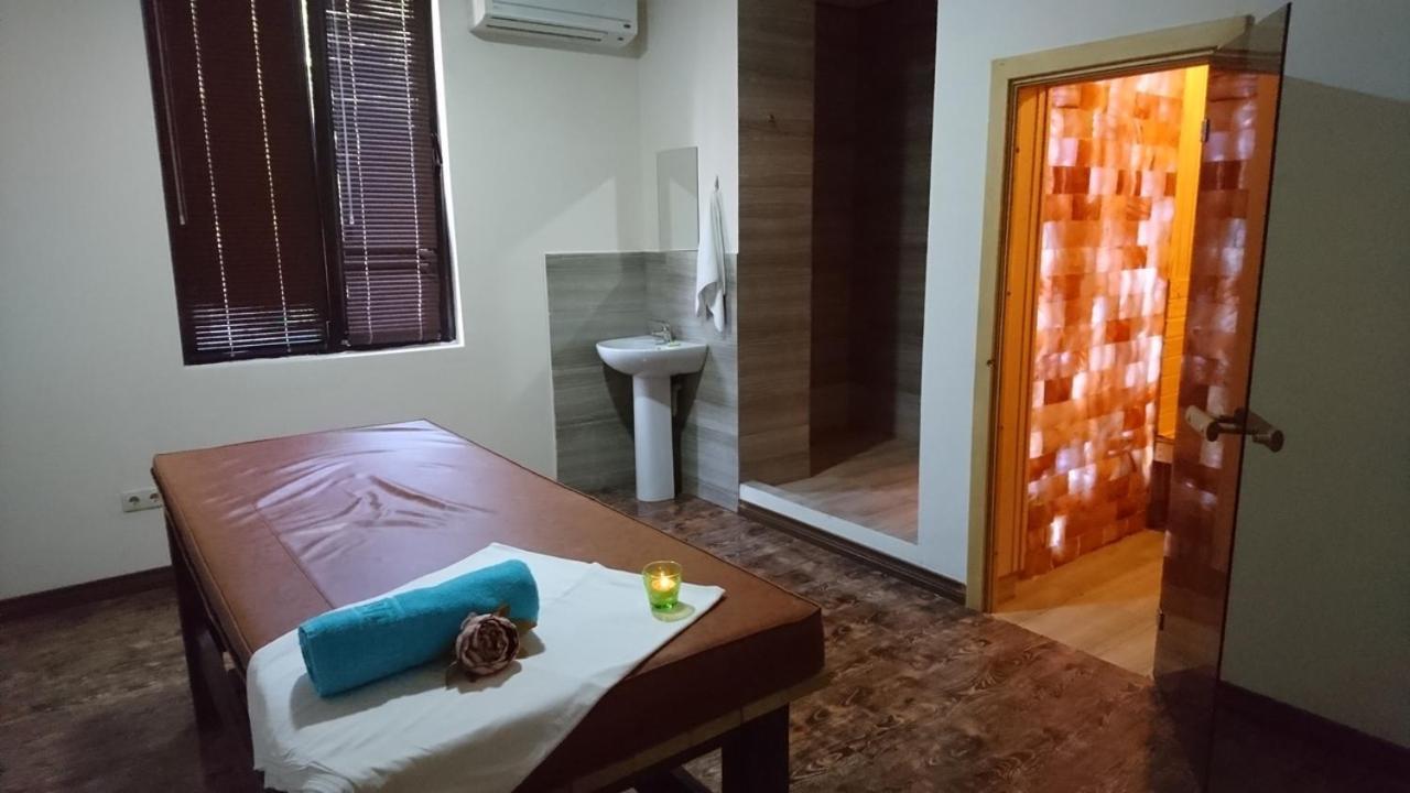 Spa Hotel Karakas Sukhumi Ngoại thất bức ảnh